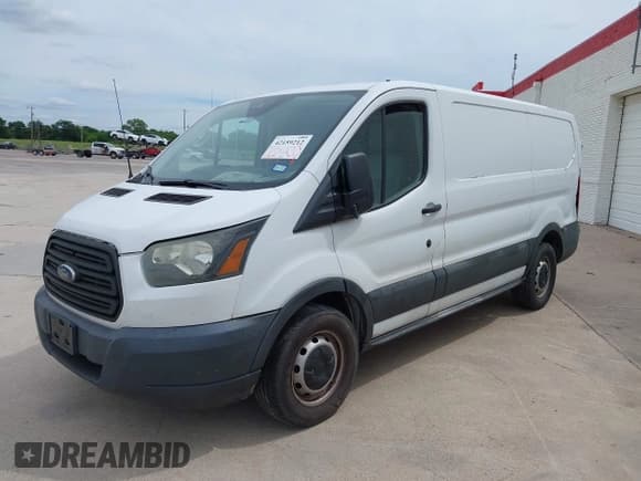 ✅ 2016 Ford Transit Cargo • VIN: 1FTYE1YM6GKB08669 • Lot: 42159212. Wystawiony na IAAI z przebiegiem 278 491 mil. Bezpłatny archiwum sprzedaży aukcyjnych z USA i szczegółowy raport historii pojazdu na DreamBid. Zdjęcie 2.