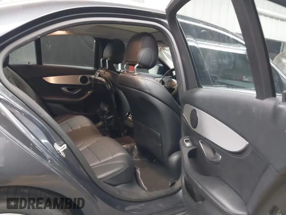 ✅ 2016 Mercedes-Benz C 300 • VIN: 55SWF4JB2GU100904 • Lot: 43186846. Listed on IAAI with 121,789 mi. Free auction sales archive from the USA and detailed vehicle history report at DreamBid. Image 8.