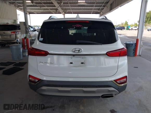 ✅ 2020 Hyundai Santa Fe Limited • VIN: 5NMS53AD4LH282287 • Lot: 42611336. Wystawiony na IAAI z przebiegiem 75 284 mil. Bezpłatny archiwum sprzedaży aukcyjnych z USA i szczegółowy raport historii pojazdu na DreamBid. Zdjęcie 16.