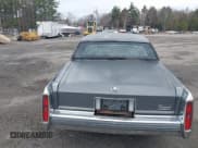 ✅ 1985 Cadillac Fleetwood • VIN: 1G6DW6989F9741010 • Lot: 41872467. Listed on IAAI with 75,417 mi. Free auction sales archive from the USA and detailed vehicle history report at DreamBid. Image 13.