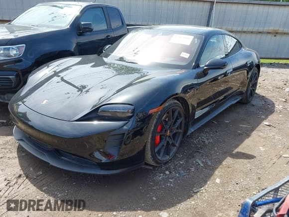 ✅ 2023 Porsche Taycan GTS • VIN: WP0AD2Y13PSA48174 • Lot: 42063961. Listed on IAAI with 2,322 mi. Free auction sales archive from the USA and detailed vehicle history report at DreamBid. Image 19.