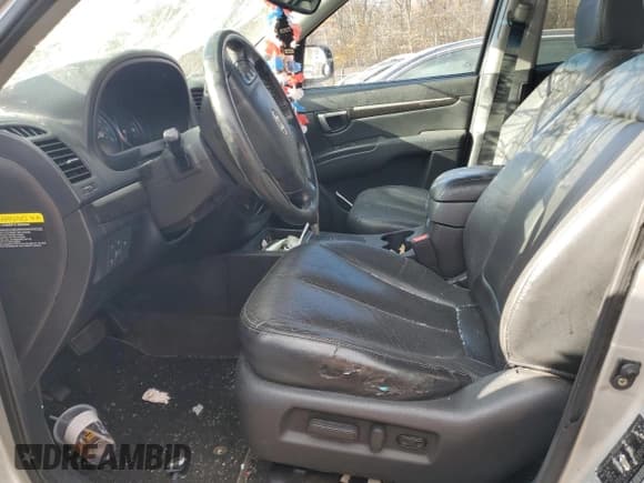 ✅ 2008 Hyundai Santa Fe SE • VIN: 5NMSH73E18H223029 • Lot: 92869815. Wystawiony na Copart z przebiegiem 166 569 mil. Bezpłatny archiwum sprzedaży aukcyjnych z USA i szczegółowy raport historii pojazdu na DreamBid. Zdjęcie 7.