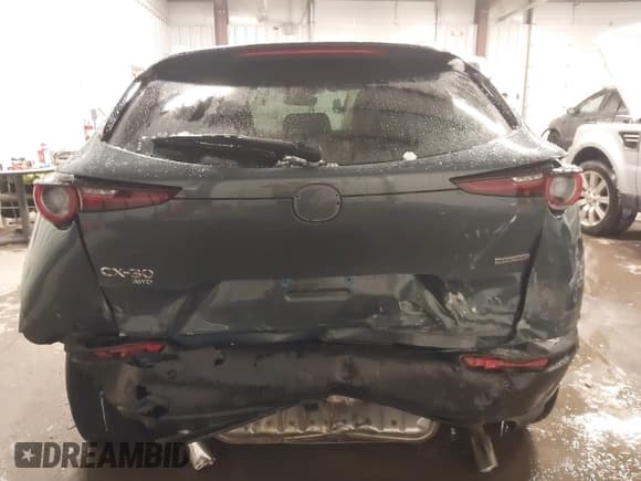 ✅ 2025 Mazda CX-30 S Preferred • VIN: 3MVDMBCM5SM787056 • Lot: 43806597. Listed on IAAI with 12,013 mi. Free auction sales archive from the USA and detailed vehicle history report at DreamBid. Image 17.