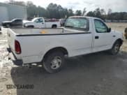 ✅ 2003 Ford F-150 XL • VIN: 1FTRF17263NA25978 • Lot: 80048304. Wystawiony na Copart z przebiegiem 231 528 mil. Bezpłatny archiwum sprzedaży aukcyjnych z USA i szczegółowy raport historii pojazdu na DreamBid. Zdjęcie 3.