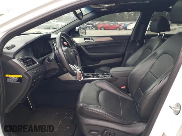 ✅ 2017 Hyundai Sonata Sport • VIN: 5NPE34AB2HH495093 • Lot: 41472813. Listed on Copart with 78,338 mi. Free auction sales archive from the USA and detailed vehicle history report at DreamBid. Image 7.