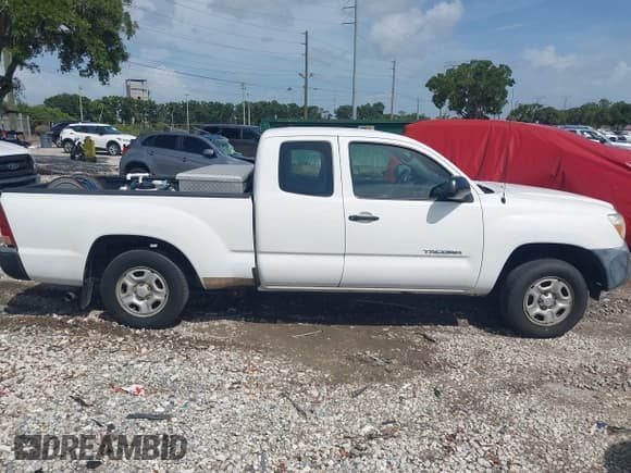 ✅ 2013 Toyota Tacoma • VIN: 5TFTX4CNXDX033530 • Лот: 42457516. Опубликован ранее на IAAI с пробегом 201 825 миль. Бесплатный доступ к архиву аукционных продаж из США и подробный отчёт об истории автомобиля на DreamBid. Изображение 13.