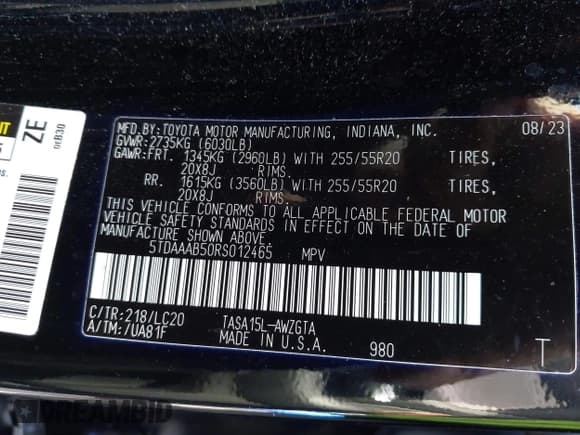 ✅ 2024 Toyota Highlander XLE • VIN: 5TDAAAB50RS012465 • Lot: 43660174. Listed on IAAI with 15,848 mi. Free auction sales archive from the USA and detailed vehicle history report at DreamBid. Image 9.