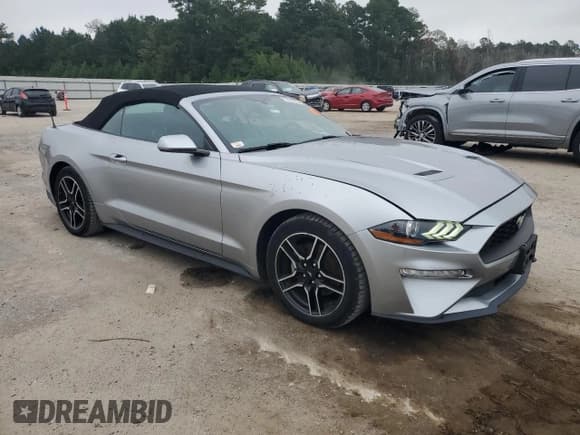 ✅ 2020 Ford Mustang EcoBoost • VIN: 1FATP8UH9L5157434 • Lot: 72012535. Listed on Copart with 66,629 mi. Free auction sales archive from the USA and detailed vehicle history report at DreamBid. Image 4.