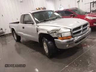 ✅ 2001 Dodge Dakota • VIN: 1B7GG22X21S138063 • Лот: 41998737. Опубликован ранее на IAAI с пробегом 210 178 миль. Бесплатный доступ к архиву аукционных продаж из США и подробный отчёт об истории автомобиля на DreamBid. Изображение 1.