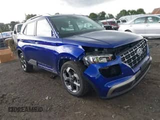 2021 Hyundai Venue Denim z VIN KMHRC8A35MU096935, wystawiony jako IAAI lot #43009184 z przebiegiem 48 669 mil mil oraz . Historia ofert i sprzedaży dostępna na DreamBid. Obrazek 1.