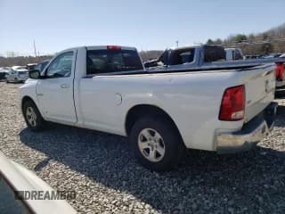 ✅ 2010 Dodge 1500 ST • VIN: 3D7JB1EP1AG102534 • Lot: 49304925. Wystawiony na Copart z przebiegiem 181 739 mil. Bezpłatny archiwum sprzedaży aukcyjnych z USA i szczegółowy raport historii pojazdu na DreamBid. Zdjęcie 2.