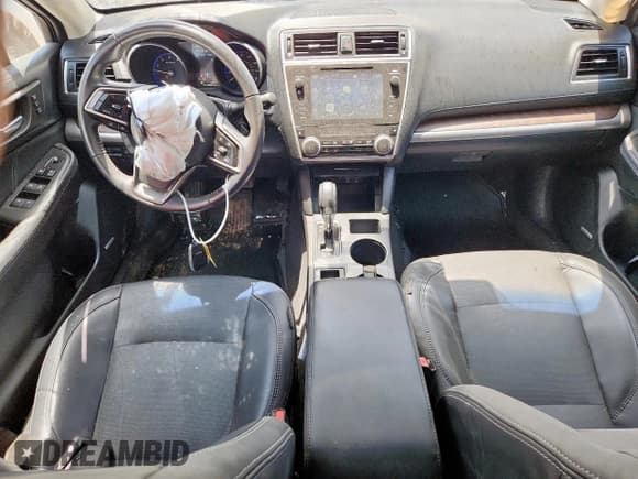 ✅ 2018 Subaru Outback Limited • VIN: 4S4BSENCXJ3305990 • Лот: 58641785. Опубликован ранее на Copart с пробегом 101 269 миль. Бесплатный доступ к архиву аукционных продаж из США и подробный отчёт об истории автомобиля на DreamBid. Изображение 8.