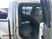 ✅ 2013 Nissan Frontier SL • VIN: 1N6AD0ER9DN761261 • Lot: 42587067. Wystawiony na IAAI z przebiegiem 240 063 mil. Bezpłatny archiwum sprzedaży aukcyjnych z USA i szczegółowy raport historii pojazdu na DreamBid. Zdjęcie 8.