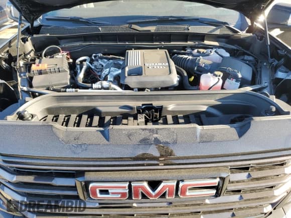 ✅ 2025 GMC Sierra 1500 AT4X • VIN: 3GTUUFE85SG126781 • Лот: 42742695. Опубликован ранее на Copart с пробегом 2 365 миль. Бесплатный доступ к архиву аукционных продаж из США и подробный отчёт об истории автомобиля на DreamBid. Изображение 11.