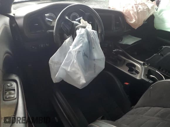 ✅ 2020 Dodge Challenger R/T 50th Anniversary • VIN: 2C3CDZBTXLH191878 • Lot: 67590625. Wystawiony na Copart z przebiegiem Nie podano. Bezpłatny archiwum sprzedaży aukcyjnych z USA i szczegółowy raport historii pojazdu na DreamBid. Zdjęcie 8.