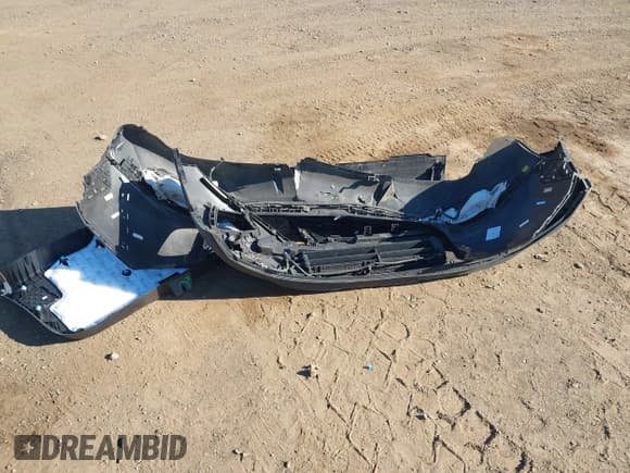 ✅ 2022 Hyundai Tucson SE • VIN: 5NMJACAE0NH053009 • Lot: 43550808. Listed on IAAI with 48,601 mi. Free auction sales archive from the USA and detailed vehicle history report at DreamBid. Image 12.