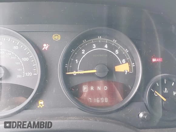 ✅ 2015 Jeep Patriot Latitude • VIN: 1C4NJRFB0FD354344 • Лот: 43358593. Опубликован ранее на IAAI с пробегом 71 698 миль. Бесплатный доступ к архиву аукционных продаж из США и подробный отчёт об истории автомобиля на DreamBid. Изображение 16.