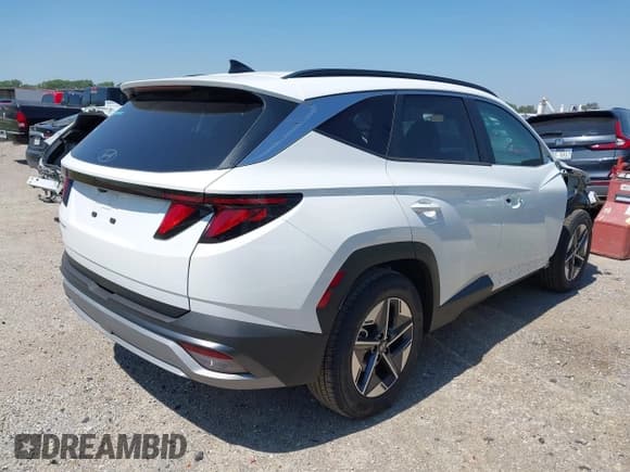 ✅ 2025 Hyundai Tucson SEL • VIN: 5NMJB3DE5SH555616 • Лот: 43202065. Опубликован ранее на IAAI с пробегом 271 миль. Бесплатный доступ к архиву аукционных продаж из США и подробный отчёт об истории автомобиля на DreamBid. Изображение 4.