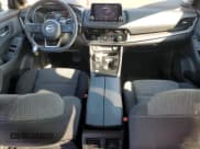 ✅ 2021 Nissan Rogue SV • VIN: 5N1AT3BA4MC688569 • Лот: 80869845. Опубликован ранее на Copart с пробегом 33 578 миль. Бесплатный доступ к архиву аукционных продаж из США и подробный отчёт об истории автомобиля на DreamBid. Изображение 8.