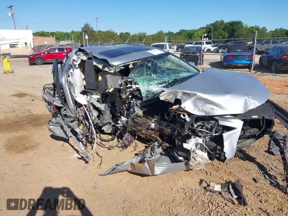 ✅ 2019 Lexus NX 300 • VIN: JTJBARBZXK2192733 • Lot: 42328700. Listed on IAAI with 48,752 mi. Free auction sales archive from the USA and detailed vehicle history report at DreamBid. Image 1.
