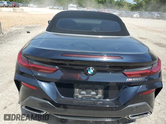 ✅ 2019 BMW 8 Series M850i xDrive • VIN: WBAFY4C55KBJ98967 • Lot: 70043685. Listed on Copart with 30,139 mi. Free auction sales archive from the USA and detailed vehicle history report at DreamBid. Image 6.