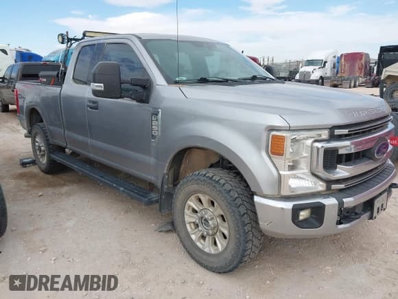 ✅ 2020 Ford F-250 XL • VIN: 1FT7X2B61LED95952 • Lot: 42186832. Listed on IAAI with 119,083 mi. Free auction sales archive from the USA and detailed vehicle history report at DreamBid. Image 1.