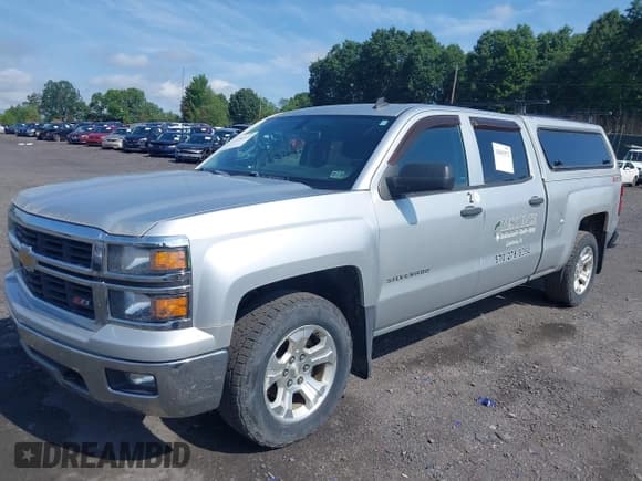 ✅ 2014 Chevrolet Silverado 1500 LT • VIN: 1GCUKREC8EF194719 • Lot: 42603572. Wystawiony na IAAI z przebiegiem 133 599 mil. Bezpłatny archiwum sprzedaży aukcyjnych z USA i szczegółowy raport historii pojazdu na DreamBid. Zdjęcie 2.