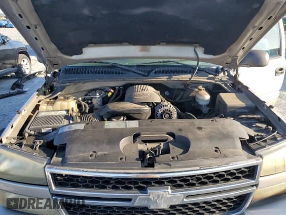 2006 Chevrolet Silverado 1500 LT2 z VIN 2GCEC19T261111095, wystawiony jako Copart lot #70645795 z przebiegiem Nie podano mil oraz Czysty tytuł • Clean title. Historia ofert i sprzedaży dostępna na DreamBid. Obrazek 11.