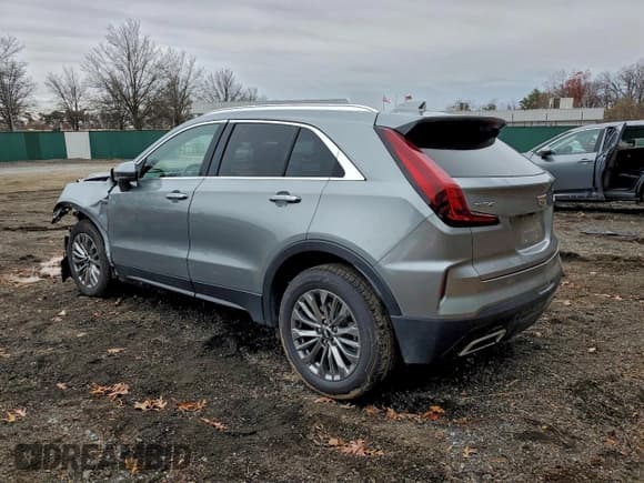 ✅ 2024 Cadillac XT4 FWD Premium Luxury • VIN: 1GYFZCR41RF214779 • Lot: 94327855. Wystawiony na Copart z przebiegiem 36 377 mil. Bezpłatny archiwum sprzedaży aukcyjnych z USA i szczegółowy raport historii pojazdu na DreamBid. Zdjęcie 2.
