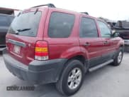 ✅ 2006 Ford Escape XLT • VIN: 1FMYU031X6KA39473 • Lot: 43744448. Wystawiony na IAAI z przebiegiem 108 461 mil. Bezpłatny archiwum sprzedaży aukcyjnych z USA i szczegółowy raport historii pojazdu na DreamBid. Zdjęcie 4.