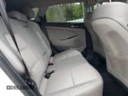 ✅ 2017 Hyundai Tucson SE • VIN: KM8J23A48HU474358 • Лот: 82422655. Опубликован ранее на Copart с пробегом 156 566 миль. Бесплатный доступ к архиву аукционных продаж из США и подробный отчёт об истории автомобиля на DreamBid. Изображение 10.