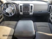 ✅ 2009 Dodge 1500 SLT • VIN: 1D3HB13T59S703563 • Lot: 84047394. Wystawiony na Copart z przebiegiem 170 408 mil. Bezpłatny archiwum sprzedaży aukcyjnych z USA i szczegółowy raport historii pojazdu na DreamBid. Zdjęcie 8.