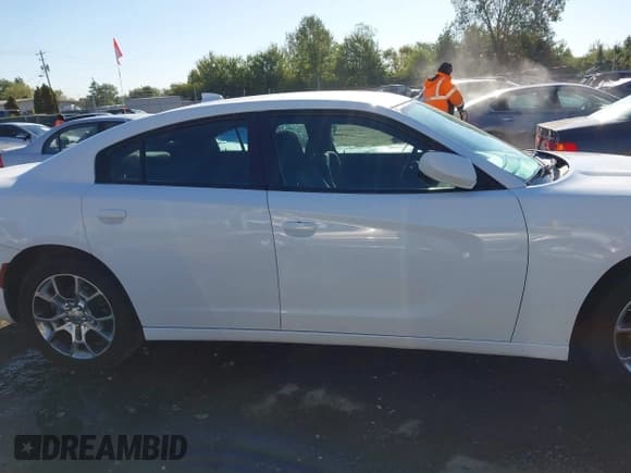 ✅ 2016 Dodge Charger SXT • VIN: 2C3CDXJG2GH277605 • Лот: 43360980. Опубликован ранее на IAAI с пробегом 138 177 миль. Бесплатный доступ к архиву аукционных продаж из США и подробный отчёт об истории автомобиля на DreamBid. Изображение 14.