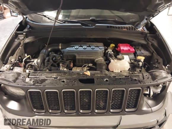 ✅ 2022 Jeep Renegade Trailhawk • VIN: ZACNJDC14NPN47737 • Lot: 43747324. Listed on IAAI with 60,251 mi. Free auction sales archive from the USA and detailed vehicle history report at DreamBid. Image 10.