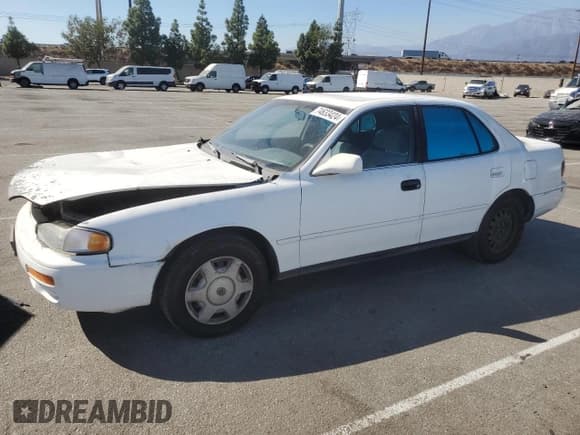 ✅ 1996 Toyota Camry LE • VIN: 4T1BF12K8TU865366 • Lot: 74633424. Listed on Copart with 214,208 mi. Free auction sales archive from the USA and detailed vehicle history report at DreamBid. Image 1.