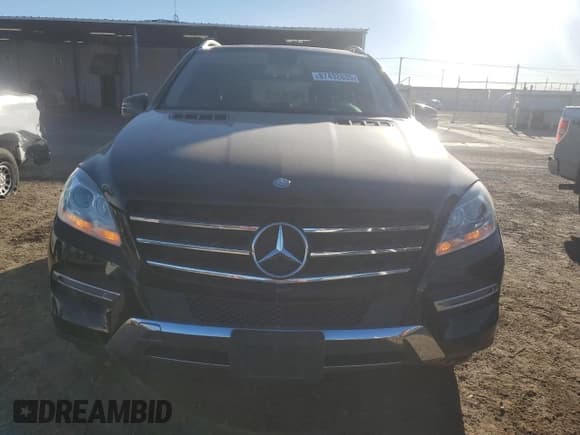 ✅ 2015 Mercedes-Benz M 350 • VIN: 4JGDA5HB1FA529165 • Лот: 87432635. Опубликован ранее на Copart с пробегом 81 889 миль. Бесплатный доступ к архиву аукционных продаж из США и подробный отчёт об истории автомобиля на DreamBid. Изображение 5.
