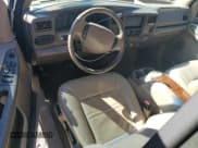 ✅ 2001 Ford Excursion Limited • VIN: 1FMNU43S51EB53410 • Lot: 84767495. Wystawiony na Copart z przebiegiem 199 368 mil. Bezpłatny archiwum sprzedaży aukcyjnych z USA i szczegółowy raport historii pojazdu na DreamBid. Zdjęcie 8.