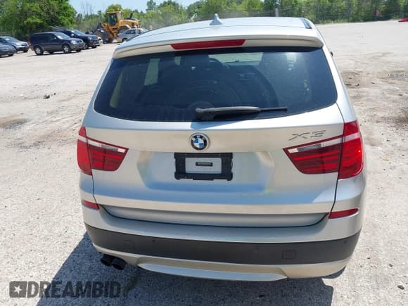 ✅ 2013 BMW X3 xDrive28i • VIN: 5UXWX9C5XD0D05286 • Лот: 42531641. Опубликован ранее на IAAI с пробегом 129 430 миль. Бесплатный доступ к архиву аукционных продаж из США и подробный отчёт об истории автомобиля на DreamBid. Изображение 16.