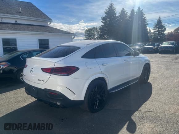 ✅ 2021 Mercedes-Benz GLE 53 AMG • VIN: 4JGFD6BB2MA385976 • Lot: 90675785. Listed on Copart with 78,645 mi. Free auction sales archive from the USA and detailed vehicle history report at DreamBid. Image 3.