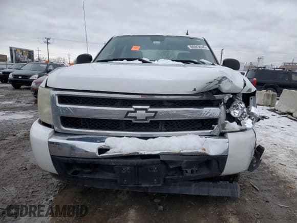 ✅ 2011 Chevrolet Silverado 1500 1HY • VIN: 3GCUKUEJ9BG118907 • Lot: 88969345. Listed on Copart with 166,632 mi. Free auction sales archive from the USA and detailed vehicle history report at DreamBid. Image 5.