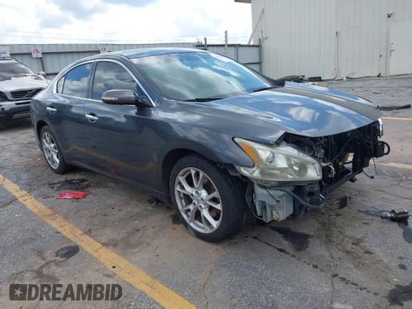 2013 Nissan Maxima SV с VIN 1N4AA5AP5DC816965, выставлен на аукционе IAAI как лот 42710514 с пробегом 190 017 миль миль и . История ставок и продаж доступна на DreamBid. Изображение 1.