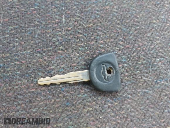 ✅ 2003 Chevrolet Silverado 1500 • VIN: 1GCEK14X83Z141718 • Lot: 43500906. Listed on IAAI with Not provided. Free auction sales archive from the USA and detailed vehicle history report at DreamBid. Image 11.