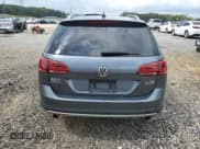 ✅ 2017 Volkswagen Golf S • VIN: 3VWH17AU0HM533482 • Лот: 82057025. Опубликован ранее на Copart с пробегом 62 448 миль. Бесплатный доступ к архиву аукционных продаж из США и подробный отчёт об истории автомобиля на DreamBid. Изображение 6.