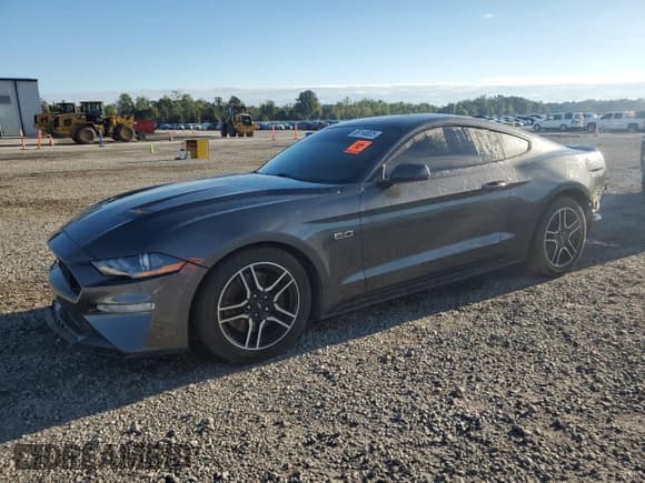 ✅ 2018 Ford Mustang GT Premium • VIN: 1FA6P8CF9J5103061 • Lot: 86144835. Listed on Copart with 89,582 mi. Free auction sales archive from the USA and detailed vehicle history report at DreamBid. Image 1.