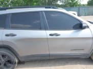 ✅ 2016 Jeep Cherokee Sport • VIN: 1C4PJLAB6GW324543 • Лот: 41844499. Опубликован ранее на IAAI с пробегом 127 631 миль. Бесплатный доступ к архиву аукционных продаж из США и подробный отчёт об истории автомобиля на DreamBid. Изображение 14.