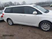 ✅ 2011 Toyota Sienna XLE • VIN: 5TDDK3DC8BS010051 • Lot: 41405424. Listed on IAAI with 293,348 mi. Free auction sales archive from the USA and detailed vehicle history report at DreamBid. Image 13.