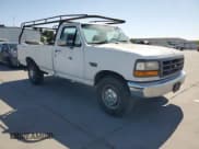 ✅ 1996 Ford F-250 • VIN: 2FTHF25HXTCA32365 • Lot: 55565135. Listed on Copart with 373,610 mi. Free auction sales archive from the USA and detailed vehicle history report at DreamBid. Image 4.