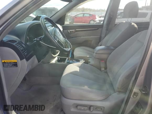 ✅ 2007 Hyundai Santa Fe SE • VIN: 5NMSH73E07H021779 • Lot: 81093694. Listed on Copart with 205,443 mi. Free auction sales archive from the USA and detailed vehicle history report at DreamBid. Image 7.