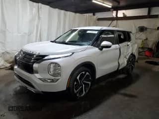 2022 Mitsubishi Outlander SE с VIN JA4J4UA81NZ024227, выставлен на аукционе Copart как лот 87088915 с пробегом 35 679 миль миль и Списание • Salvage title. История ставок и продаж доступна на DreamBid. Изображение 1.