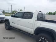 ✅ 2022 Toyota Tacoma SR • VIN: 3TMCZ5AN7NM493268 • Lot: 42041593. Listed on IAAI with 100,589 mi. Free auction sales archive from the USA and detailed vehicle history report at DreamBid. Image 6.